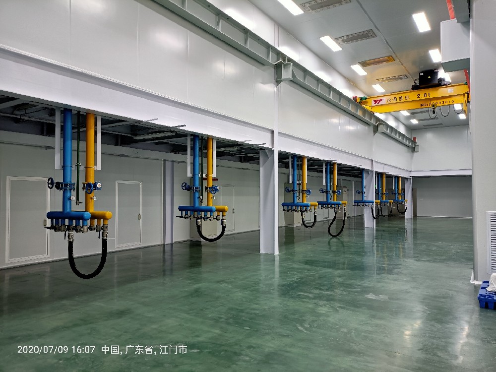 如何確保注塑車間機房冷卻系統(tǒng)節(jié)能改造計劃的順利實施？